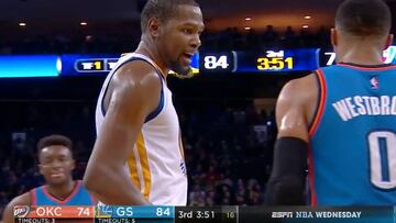 La charla más comentada: ¿Qué se dijeron Durant y Westbrook?