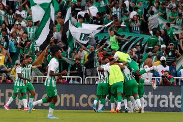 Atlético Nacional ante América de Cali en el Atanasio Girardot por la jornada 15 de la Liga BetPlay.