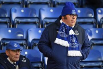 Aficionados del Everton que han viajado a Leicester para apoyar a su equipo