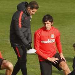 Buenas noticias: Simeone recupera a Savic contra el Betis