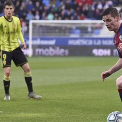 Sergio Gómez se gana a Míchel con su descaro