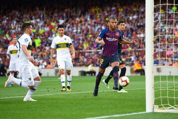 Tercer gol del Barcelona de Rafinha Alcantara en el minuto 66.