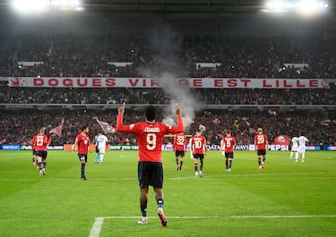 El Lille es el último club que se ha unido al selecto grupo de equipos que no han perdido con el Madrid. Los franceses se enfrentaron en esta Champions a los de Carlo Ancelotti como locales. Victoria por 1-0 con gol de su delantero, Jonathan David, de penalti. 