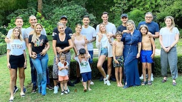 Los Icardi estrenan su nueva en casa en Par¨ªs con un asado con los jugadores del PSG