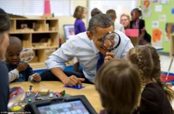 ? Official White House Photo by Pete Souza
https://www.flickr.com/photos/whitehouse/