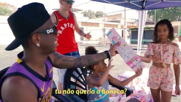 El gesto de Vinicius con los ni?os de su barrio que se ha hecho viral y con el que muestra sus valores
