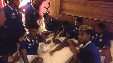 La estrella panameña se queda fuera del torneo mundialista después de sufrir una fractura en el segundo metatarsiano del pie derecho. Baja vital para su equipo.