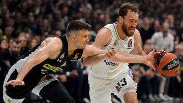 Desde Serbia anuncian que Aleksa Abramovic se rompi¨® la mano en un choque contra Edy Tavares en el tercer asalto del duelo de cuartos de la Euroliga,