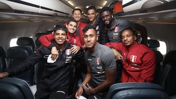 La selección peruana ya está en Recife para enfrentarse a Brasil