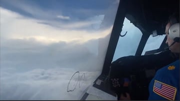 El avión que atravesó el ojo del huracán Ida antes de tocar tierra