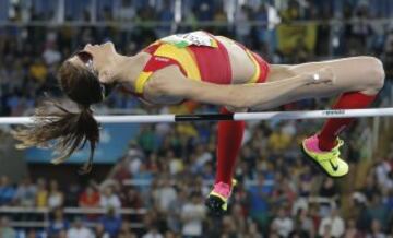 Ruth Beitia consigue el primer oro olímpico para el atletismo femenino español en los Juegos de Río 2016.
