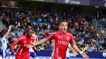 Bri celebra su gol en Málaga