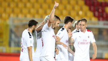 El Milán vuelve con goleada