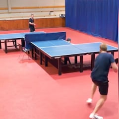 Los más expertos en tenis de mesa dudan de que esto funcione: el remate es brutal