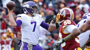 Nov 12, 2017; Landover, MD, USA; Minnesota Vikings quarterback Case Keenum (7) passes the ball as Washington Redskins linebacker Junior Galette (58) chases in the second quarter at FedEx Field. Mandatory Credit: Geoff Burke-USA TODAY Sports