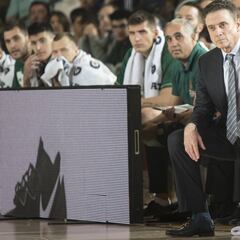 Rick Pitino: "La NBA optó por un juego más fino y la Euroliga no"