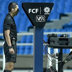 Todos los partidos de los playoffs contarán con VAR