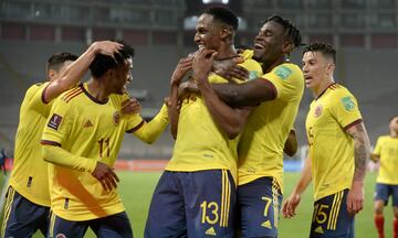 La Selección Colombia derrotó 0-3 a Perú en el estadio Nacional de Lima, por la séptima jornada de las Eliminatorias Sudamericanas.