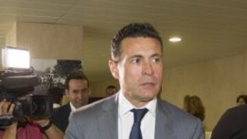 Amadeo Salvo podía dimitir