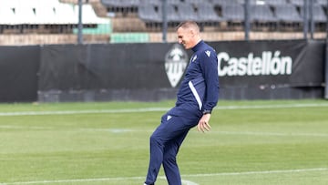 07/03/25 ENTRENAMIENTO DEL CD CASTELLON
JOHAN PLAT