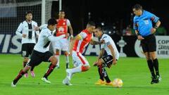 Mosquera y Páez, novedades de Santa Fe ante Colo Colo