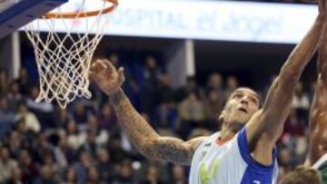 Nacho Mart&iacute;n, principal baza del Estudiantes y amenaza para el Baskonia.