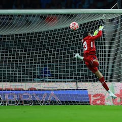 Benjamín Mora buscó exhibir a Kevin Mier