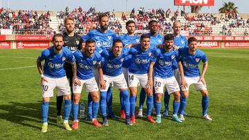 Alineación del Linares contra el Algeciras. 