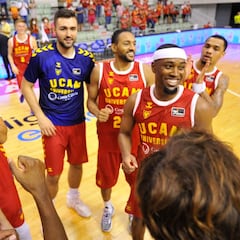 Isaiah Taylor y Thad McFadden comandan al UCAM Murcia