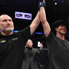Cerrone dispuesto a pelear contra McGregor: "Sería genial"