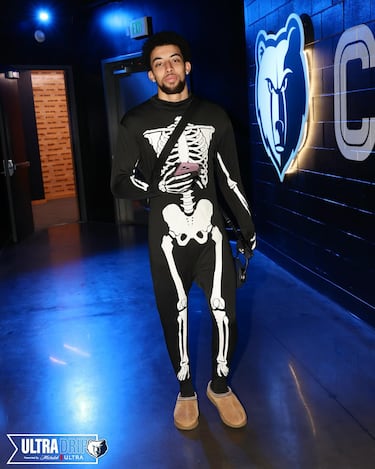El disfraz de Wemby, entre los más terroríficos de la noche de Halloween en la NBA