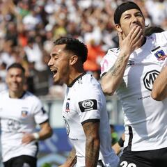 Colo Colo derrotó a la U y sumó 19 años de paternidad