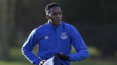 Yerry Mina vuelve a los entrenamientos con Everton