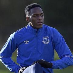 Yerry Mina vuelve a los entrenamientos con Everton