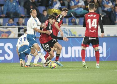 El incisivo Nacho Martínez volvió a ser fundamental para su equipo. En un disputado Tenerife-Mirandés, el lateral fue objeto del penalti que acabó decidiendo el partido. Borja Garcés no falló desde los once metros y los insulares se mantienen en mitad de tabla.