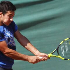 Christian Garín avanza a octavos en el Challenger de Sevilla