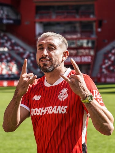 Los futbolistas que se sometieron a tratamientos estéticos para mejorar su imagen: ¿Los reconoces?