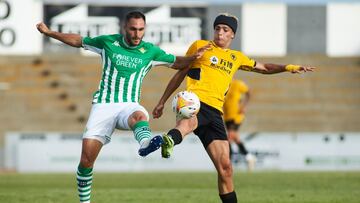 Raúl Jiménez jugó 60 minutos en amistoso frente al Real Betis