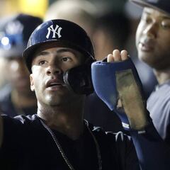 Los jóvenes peloteros latinos que buscan conquistar la MLB