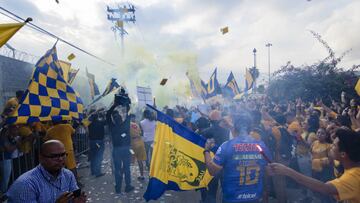 El fanático al cuadro de la UANL ya lleva 13 días hospitalizado desde la penosa pelea antes del clásico regio.
