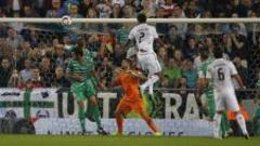 Varane e Isco se lucen en la fiesta mayor del Cornellà