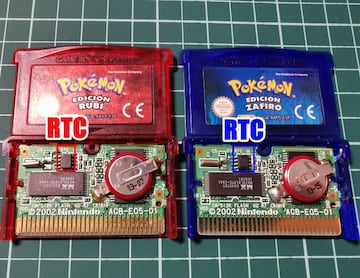 El RTC (Real Time Clock) de juegos como Pok&eacute;mon Rub&iacute; y Zafiro (2002) es el responsable de que su bater&iacute;a se drene a un ritmo muy superior al normal en otros juegos