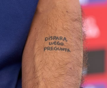 El ‘93′ de Ramos, la pierna de Messi, Gilardino y su Peppa Pig... Los tatuajes más feos de los futbolistas