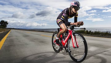 Valentina Carvallo cruzó Chile en 16 días con 16 triatlones