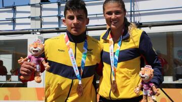 Gabriela Rueda y Juan Camilo Ramírez ganaron medalla de bronce en la prueba por equipos de BMX, en el primer día de los Juegos Olímpicos de la Juventud.