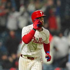 Bryce Harper pega tres home runs y llega a 1,000 carreras