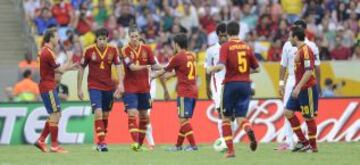 Los jugadores de la selección celebran el 3-0.