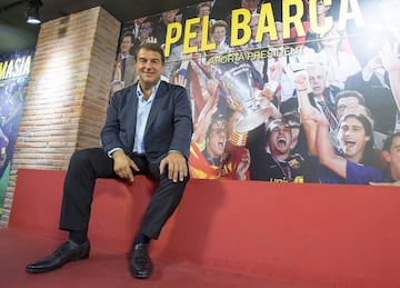 Lleg¨® a la presidencia tras ganar las elecciones celebradas el 15 de junio del a?o 2003. En las siete temporadas de la presidencia, el equipo de f¨²tbol gan¨® un Mundial de Clubes, dos Copas de Europa, una Supercopa de Europa, cuatro Ligas, una Copa del Rey, tres Supercopas de Espa?a y tres Copas Catalunya. En el ¨¢mbito econ¨®mico y social, la evoluci¨®n de los datos es tambi¨¦n significativo: el presupuesto pas¨® de 170 a 405 millones de euros, y la masa social, los 106.135 a los 173.701 socios.
