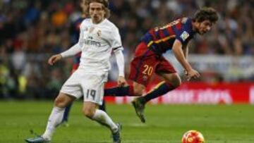 Modric, con Sergi Roberto.