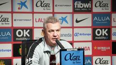 Javier Aguirre en rueda de prensa